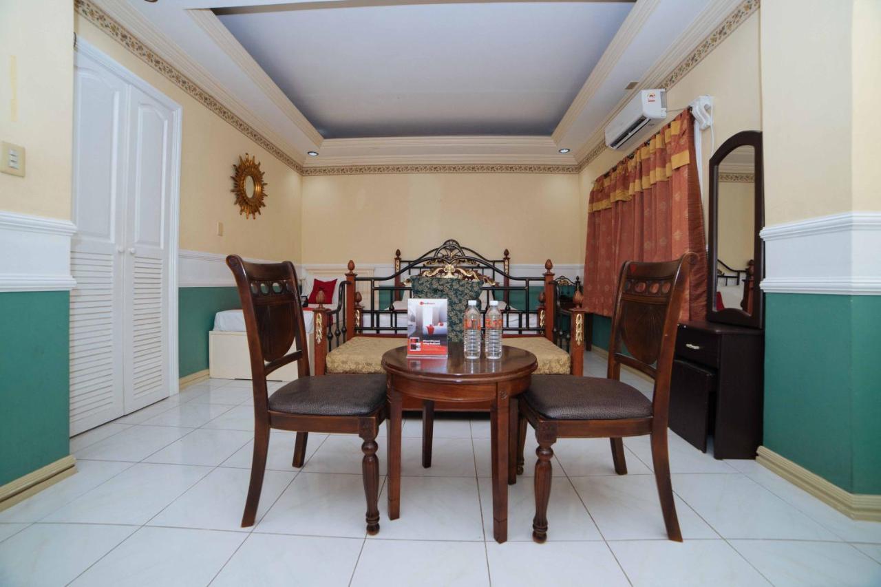 Reddoorz @ Fields Avenue Angeles City Exteriör bild