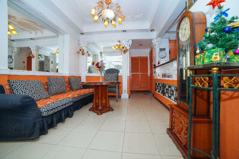 Reddoorz @ Fields Avenue Angeles City Exteriör bild